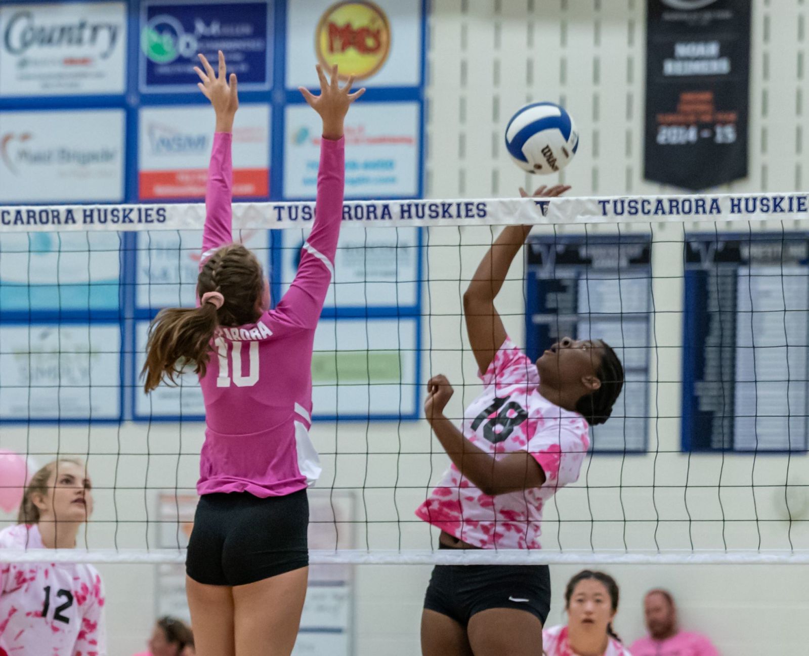 THS v BRHS dig pink_3.jpg